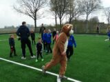 Paas-plezier op sportpark Het Springer voor S.K.N.W.K. JO7-1 en JO9-1 van zaterdag 8 april 2023 (135/240)